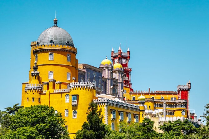 Private Tour Sintra, Palaces and Mountain Tuk Tuk(2 to 6 people) - Castelo dos Mouros walls: what the Muslim foundation means in real life
