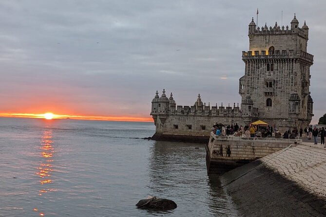Private Tour Through Lisbon Half Day Experience by Tuk tuk - Church of St. Anthony and Lisbon Cathedral (Sé): What “Old Lisbon” Looks Like