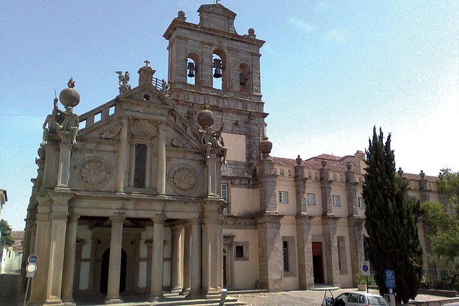 Private Tour to Evora and Monsaraz from Lisbon - Se Catedral de Évora: where Romanesque meets Gothic