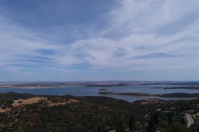 Private Tour to Evora and Monsaraz from Lisbon - Monsaraz Castle and Walls: stepping into a fortified time capsule