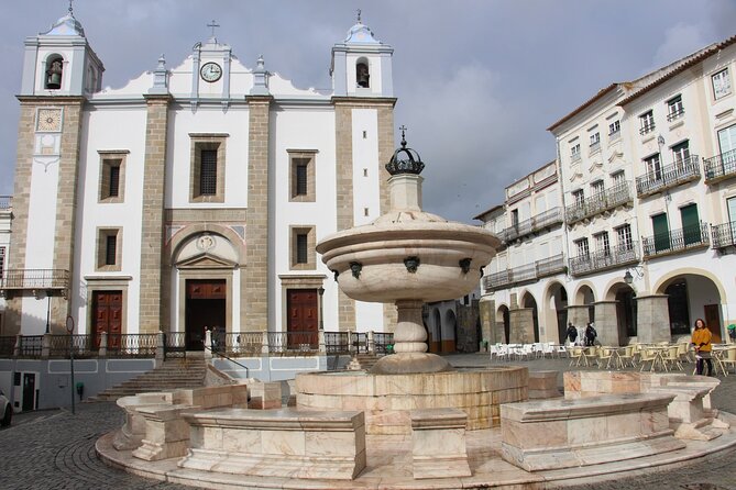 Private Tour to Évora with Wine tasting - Three hours in UNESCO Évora: old town, old university, and Manueline flourishes