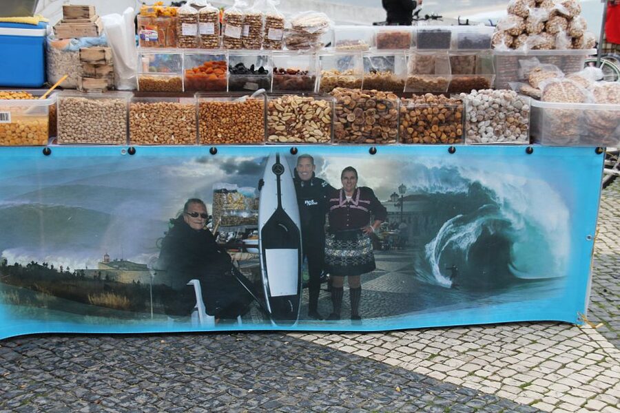 Private Tour to Fatima, Batalha, Nazare, Obidos From Lisbon - Óbidos’ Castle Walls and Ginjinha in Chocolate: The Perfect Finale