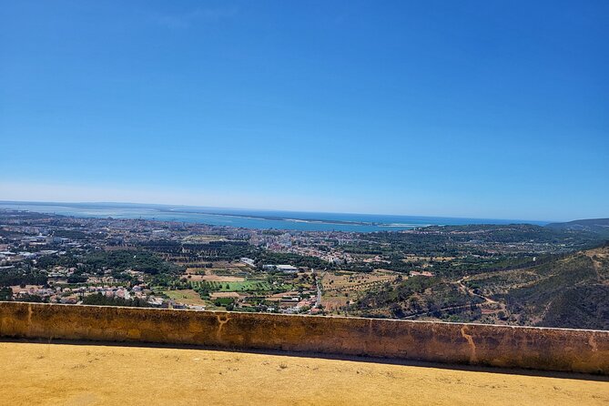 Private Tour to the Christ King and Arrábida - The route that makes Cristo Rei + Arrábida actually work in one day