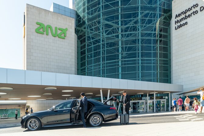 Private Transfer from Airport to Lisbon (Unlimited Waiting Time) - The 20–30 Minute Transfer: Getting to Lisbon Without the Taxi Shuffle