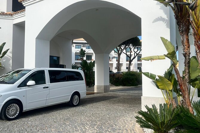 Private Transport in Lisbon - Price and value: $86.82 per group (up to 8)