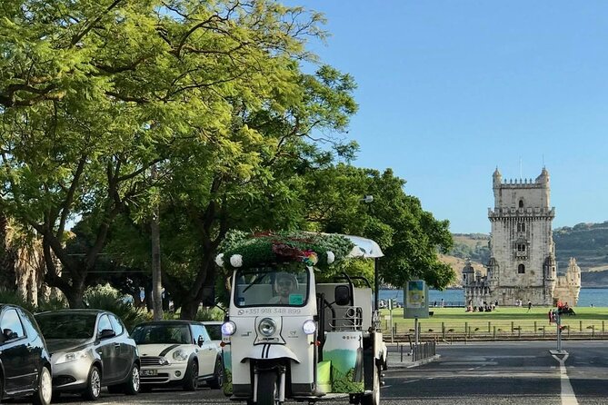 Private tuk tuk tour in old city Lisbon (Standard-1h30) - Panteão Nacional and Graça Street Glimpses: Dome Power Plus Neighborhood Texture