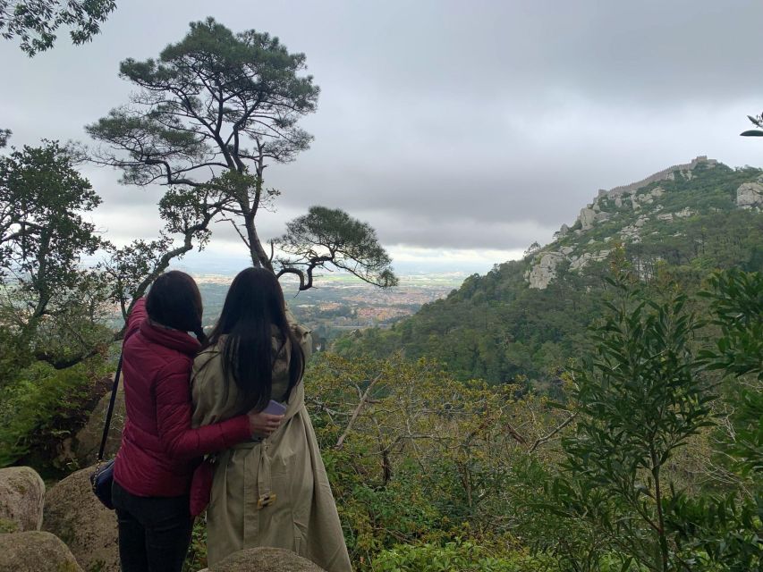 Private Tuk Tuk Tour in Sintra and Coast - Entering Sintra on a private tuk-tuk (and why it works)