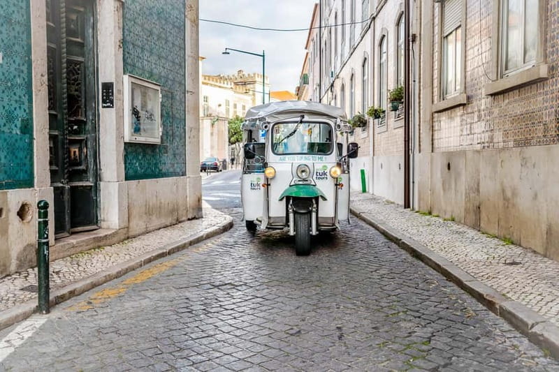 Private Tuk Tuk Tour Lisbon Old Town - Pacing and group size: private doesn’t mean you’re alone in the vehicle