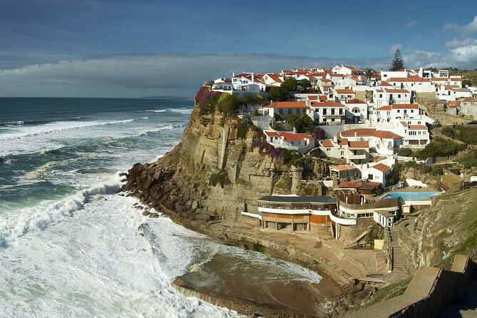 Private Tuk Tuk Tour Sintra and Cascais Full Day - Castle Time at Castelo dos Mouros: Worth It If You Like Views