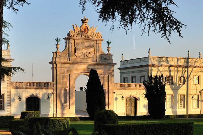 Private Tuktuk Sintra Tour: Palaces & Coast - Who this tour is best for