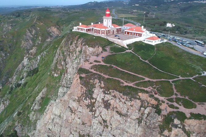 PRIVATE Unforgettable Full Day Tour to Sintra from Lisbon - Pickup timing and how the route keeps lines under control