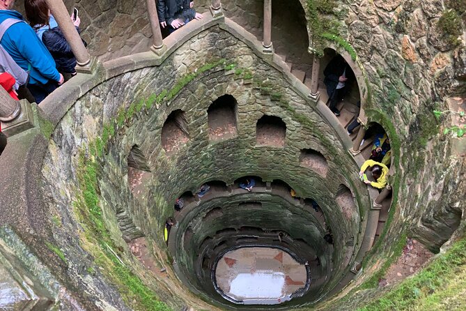 Quinta da Regaleira and Visit to Sintra Private Half Day Tour - Centro Histórico de Sintra: Short Stop, Big Atmosphere