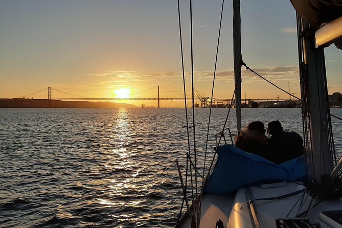 Relaxing Sailboat Cruise along the Tagus - A 2-Hour Tagus Sail With Big-Sight Energy