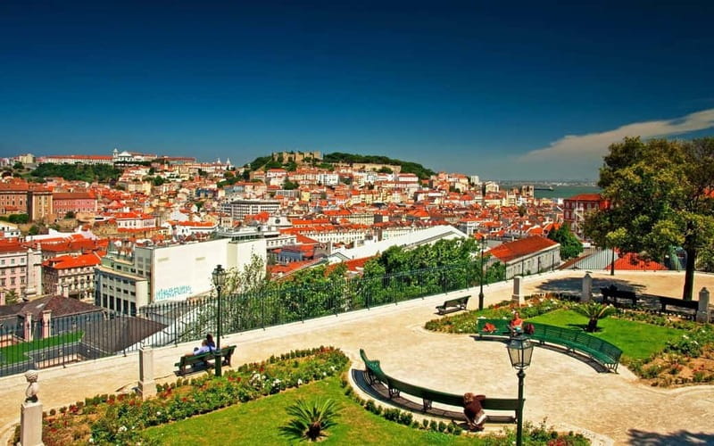 Ride the Stories of Lisbon – Tuk Tuk Experience - Commerce Square and São Jorge Castle: Big Lisbon Moments Without the All-Day March