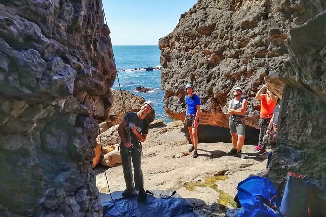 Rock Climbing in Cascais, Lisbon - Meeting at Av. da República: How to Start Smoothly