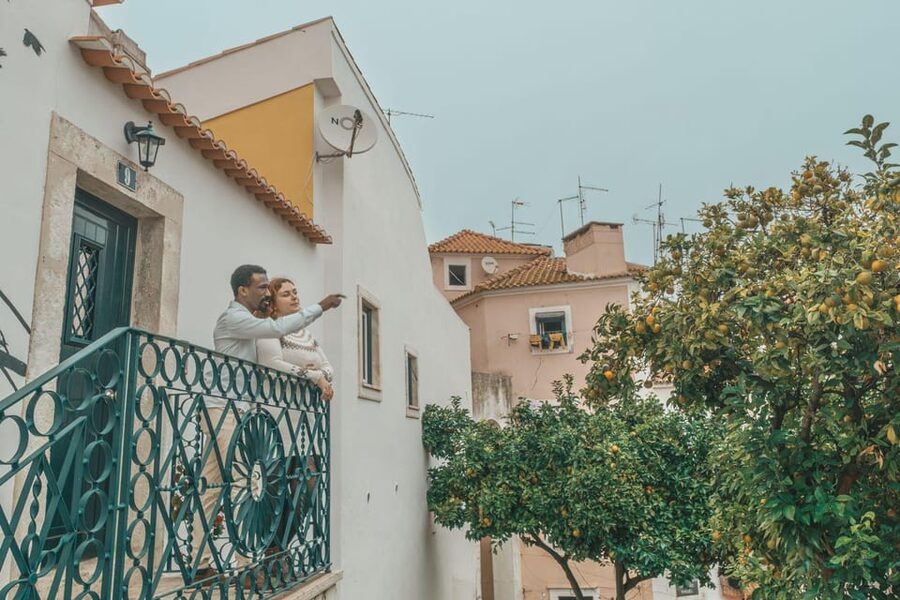 Romantic Photoshoot Experience for Couples in Lisbon - What Makes the Experience Feel Easy in Real Life