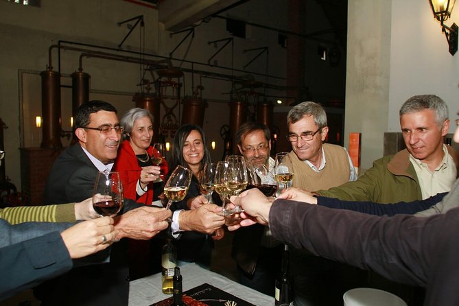 Setubal Winery Private Tour including Lunch at Sesimbra Beach - From Your Hotel to the Wine Roads: Getting There Without Stress
