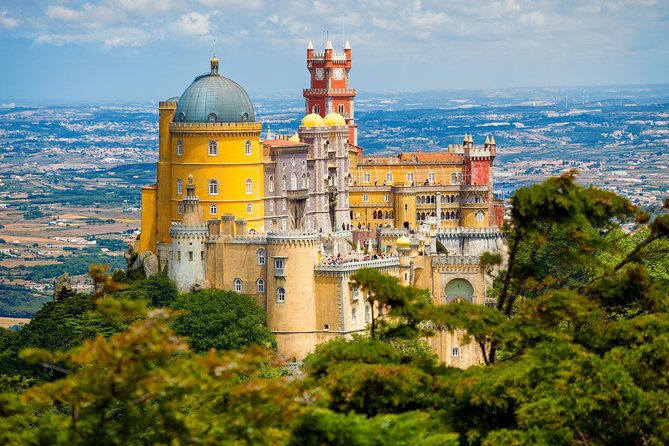 Shared Tour to Sintra from Lisbon Including Entrance to Pena Palace - Sintra Old Town in About an Hour: Best Use of Short Time