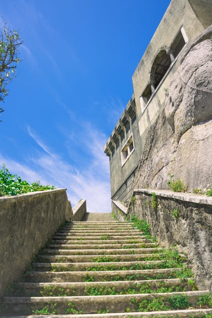 Sightseeing tour of Sintra Cascais natural park - Santuario da Peninha: a forest stop with cultural weight