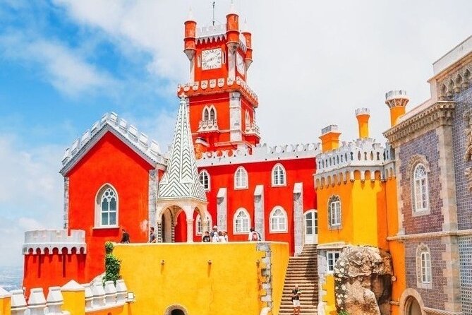 Sintra 1/2 day tour + Pena Palce + 2 gifts (inc. tickets) - How the guides shape your Pena experience (Mauro, Nelson, Lukas, Duarte, Lucas)