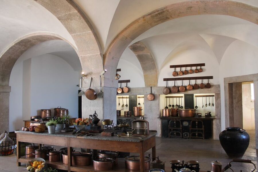 Sintra and Cascais: Full-Day Private Sightseeing Tour - How to Plan Your Day: Shoes, Sun, and Lunch Reality