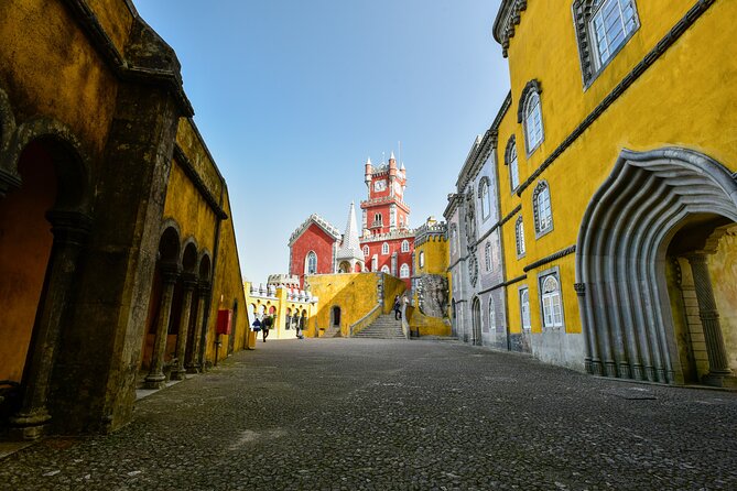 Sintra and Cascais Full Day Private Tour from Lisbon - Sintra Centro Histórico: How to Experience the Old Streets Without Getting Lost