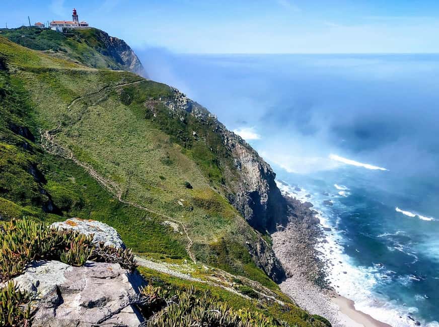 Sintra & Cascais: Day Trip with Pena Palace Tickets - Guides, pacing, and the difference between a tour and a day out
