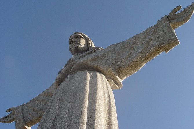 Sintra Cascais Small Group Tour (w/ Roca Cape and Estoril) - Key things to know before you go