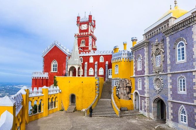 Sintra Deluxe from Lisbon with Pena Palace ticket - Sintra town free time: where the day becomes yours