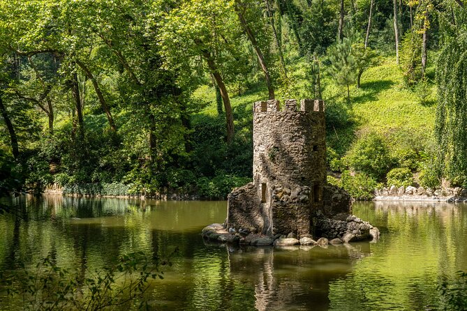 Sintra, Explained — A Small Group Day Trip from Lisbon - Colares vineyards drive-by: Ramisco vines and what makes them rare