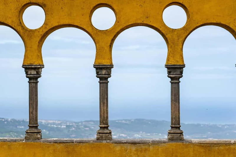 Sintra Guided Tour for Small Groups: Pena, Regaleira & Roca - Lunch in Sintra: how to use your free 75 minutes