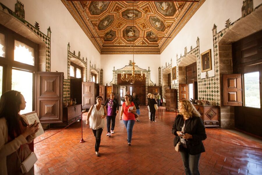 Sintra: Half-Day Tour with Royal Palace Ticket - Timing, Transportation Comfort, and Group Dynamics