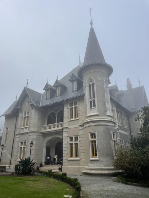 Sintra Highlights: Private Local Tour - Palaces & Views - Coastline highlights: Azenhas do Mar, Cabo da Roca, Guincho, and Cascais
