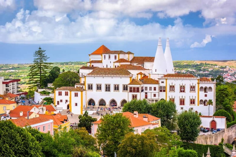 Sintra Hike: Past palaces and hidden paths. - The Walk Profile: 3 km Up, Then the Knees Go to Work