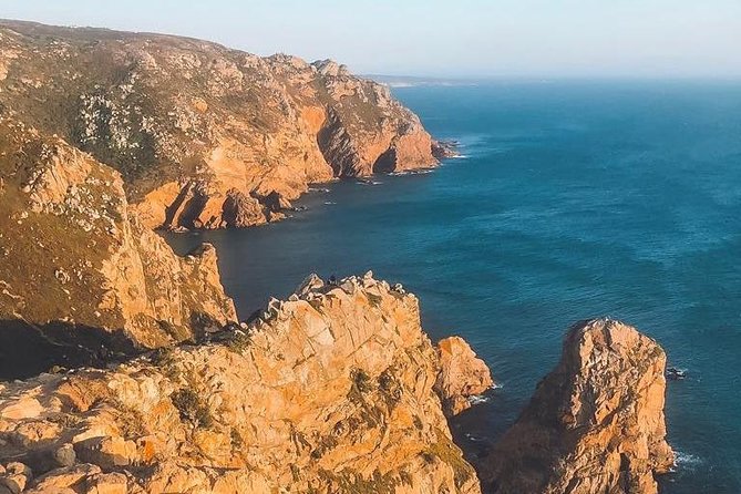Sintra Jeep Safari - Cascais by train: finishing smart, not just ending