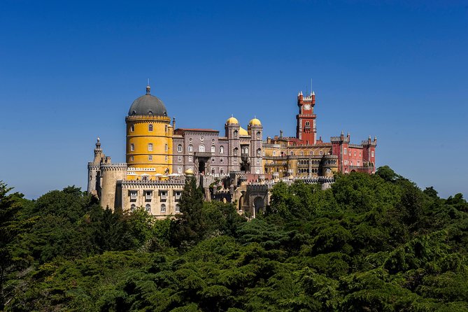 Sintra Palaces Private Tour with Pena Palace and Quinta da Regaleira - Key things that make this Sintra day work
