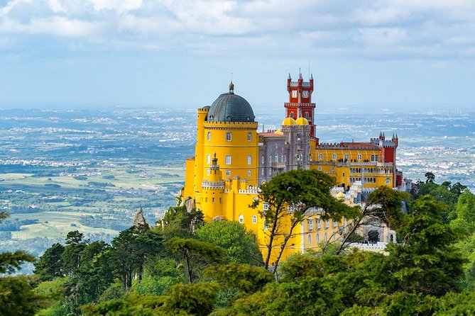 Sintra Palácio da Pena, Cabo da Roca and Cascais - Cascais: a coastal reset with one hour of your own choices
