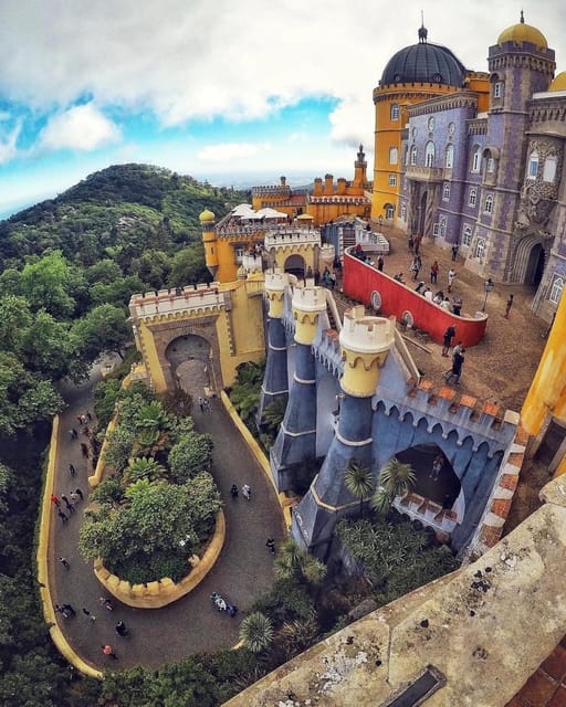 Sintra Polski Przewodnik+Pena Palce + Cabo da Roca + Cascais - Timing Reality: How This 9-Hour Route Feels on Your Legs