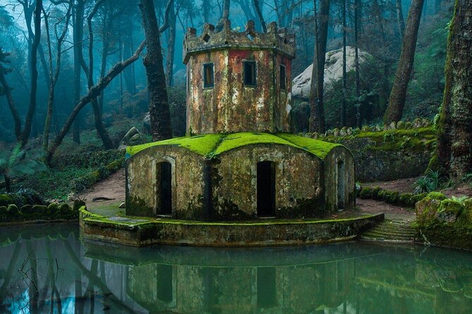 Sintra Private Tour with Tickets: Pena Palace & Moorish Castle - Private-group comfort: car size, pacing, and photo time