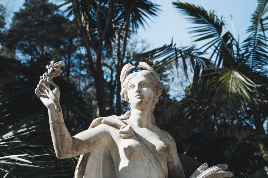 Sintra: Regaleira, Cabo da Roca and Cascais Jeep Safari Tour - Getting to Cascais: the finish with a real-world payoff