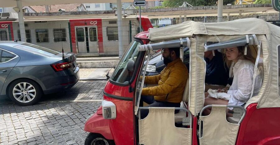 Sintra: -Sintra Sightseeing Tour With Tuk Tuk (1hr) - Meeting Point: Find It Fast Near Sintra Station