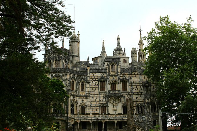 Sintra Small-Group Tour: Let the Fairy Tale Begin with Pick Up - Cascais in the Mix: Ocean Time After Palace Time