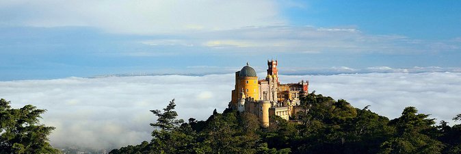 Sintra Tour 8h - Pena Palace: Where the Fairytale Look Becomes Reality