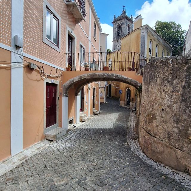 Sintra Unique Tour - Two Palaces and Azenhas do Mar - Small group pacing and the guide: why it feels relaxed