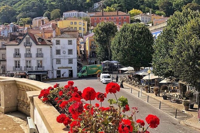 Sintra Walking Tour: Romantic Village & Palaces - Seteais viewpoints and gardens: your photo reward at the end