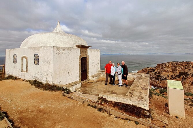 Small Group Full-Day Arrábida Wine Tour and Food Tasting - José Maria da Fonseca or Bacalhôa: Two Paths to the Same Wine Goal
