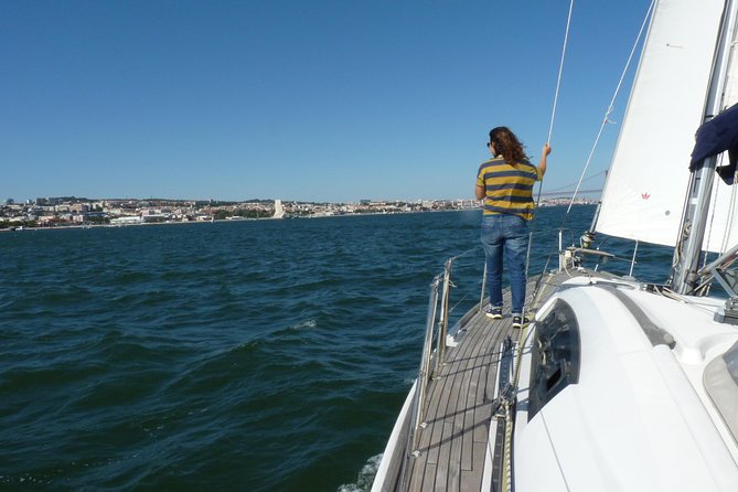 Small-Group Sailing Tour on the Tagus River from Lisbon - Discovery monument and the bridge comparison that makes Lisbon easier to picture
