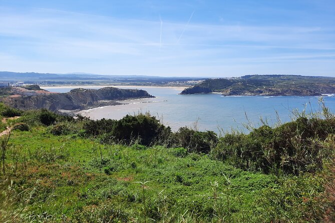 Small group tour to Nazaré and Obidos from Lisbon - Largo do Elevador lunch break: the value of a local reset