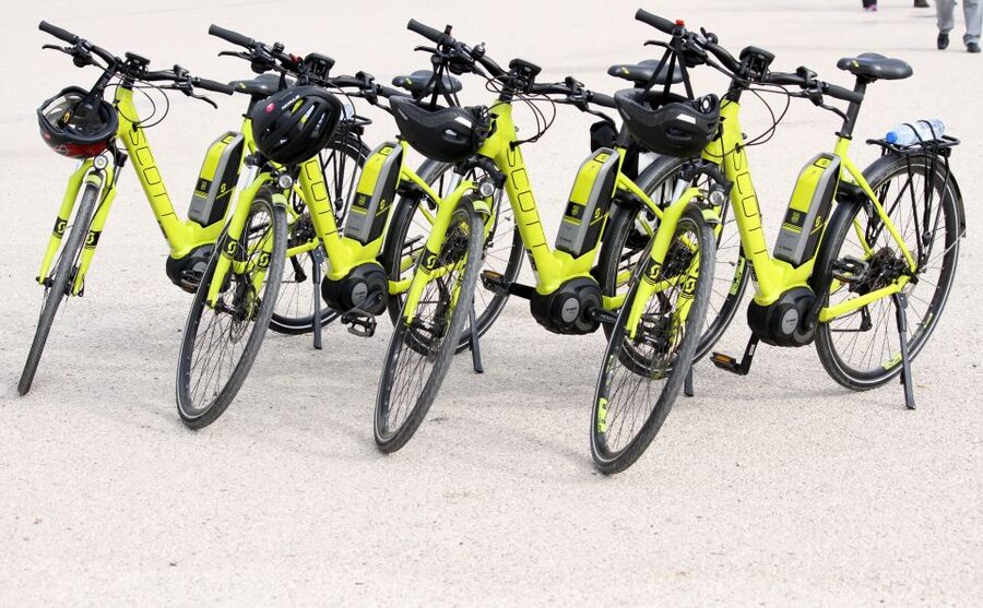 South Lisbon: 3-Hour Christ the King Electric Bike Tour - Meeting at Largo da Severa 7A, then getting bike-ready fast