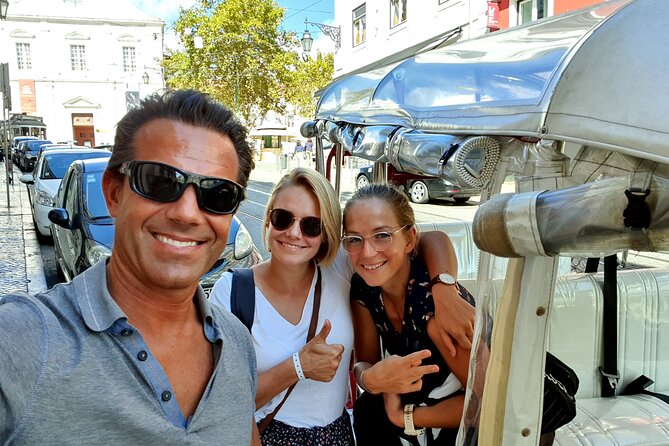 Special Guided Tour of Tuk Tuk Lisbon Historic 2 Hours - Time Out Market Lisboa: when a food stop makes sense
